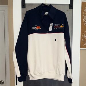 Hollister Mens Oracle Red Bull racing Swwatshirt.